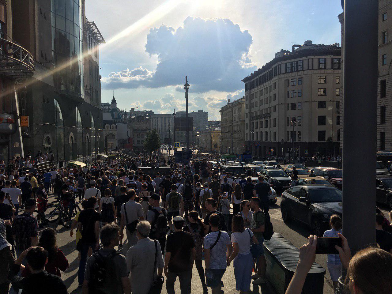 Митинг за свободные выборы в Москве. Онлайн-трансляция The Bell